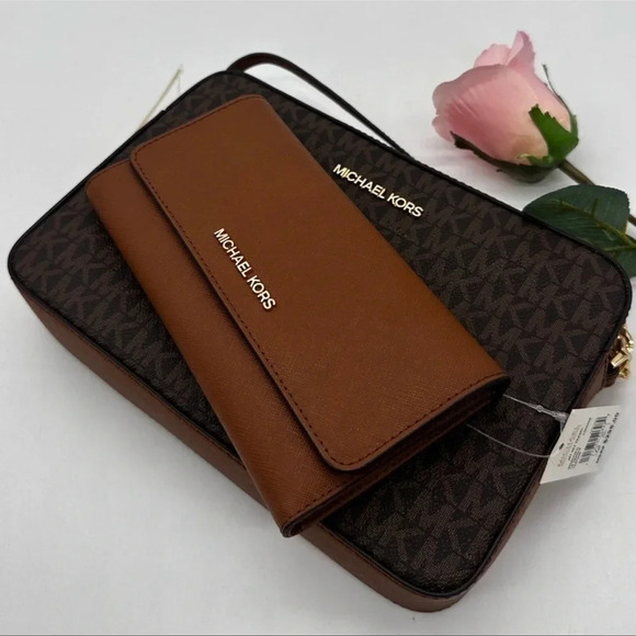 Michael Kors Large EW Crossbody Bag & Large Trifold Wallet Brown | BUNDLE SET - Picture 5 of 13